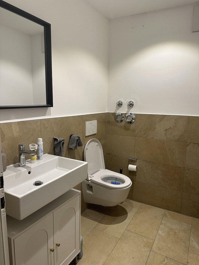 Pronájem kanceláře 100 m², München, Bavorsko Pronájem kanceláře 100 m², München, Bavorsko