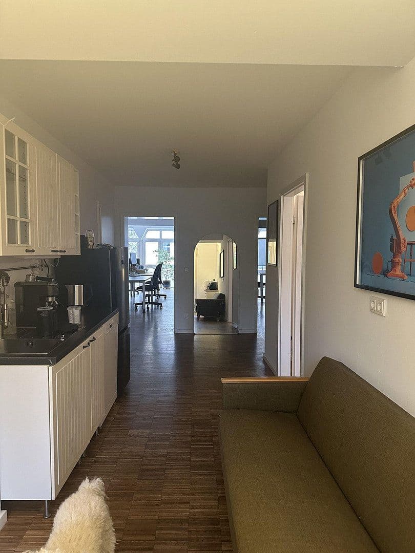 Pronájem kanceláře 100 m², München, Bavorsko Pronájem kanceláře 100 m², München, Bavorsko