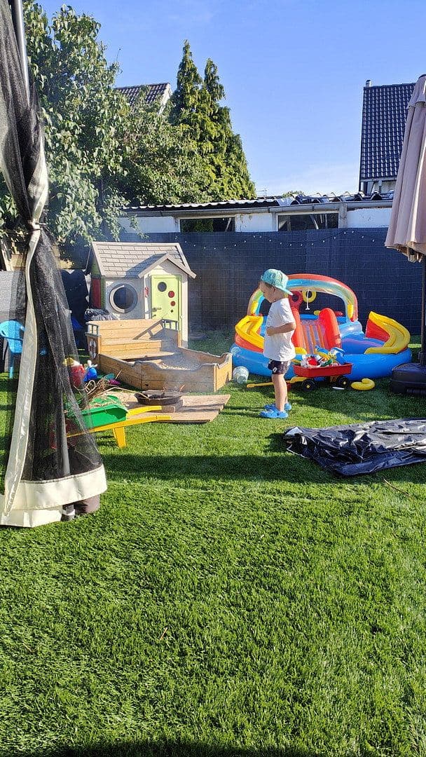 Prodej domu 130 m², pozemek 915 m², Schwerdtfegerstr. 18D, Salzgitter, Dolní Sasko Prodej domu 130 m², pozemek 915 m², Schwerdtfegerstr. 18D, Salzgitter, Dolní Sasko