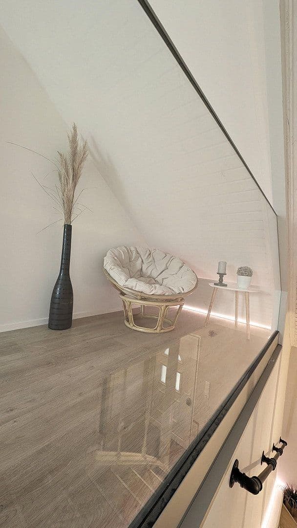 Prodej domu 130 m², pozemek 915 m², Schwerdtfegerstr. 18D, Salzgitter, Dolní Sasko Prodej domu 130 m², pozemek 915 m², Schwerdtfegerstr. 18D, Salzgitter, Dolní Sasko