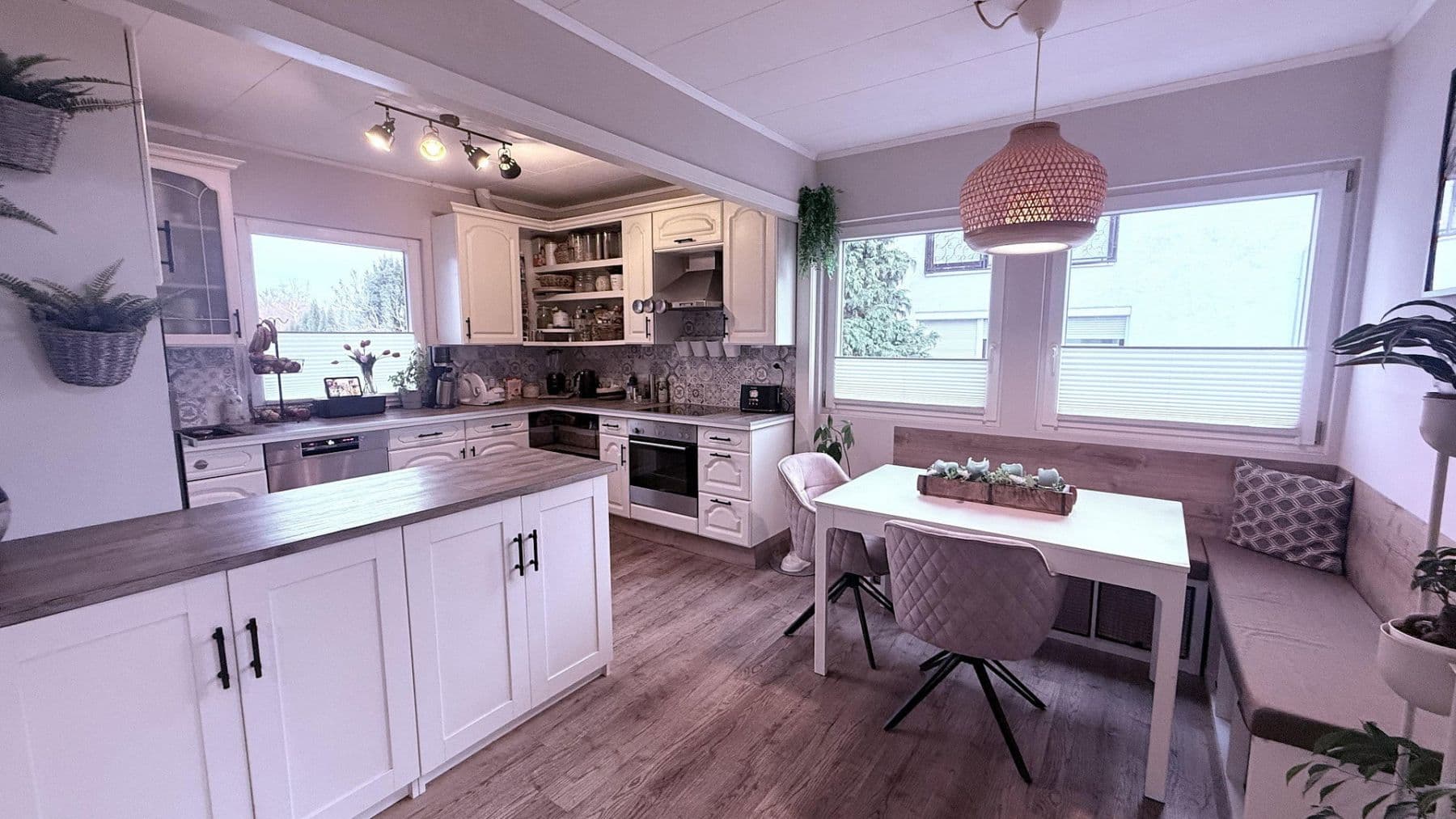 Prodej domu 130 m², pozemek 915 m², Schwerdtfegerstr. 18D, Salzgitter, Dolní Sasko Prodej domu 130 m², pozemek 915 m², Schwerdtfegerstr. 18D, Salzgitter, Dolní Sasko