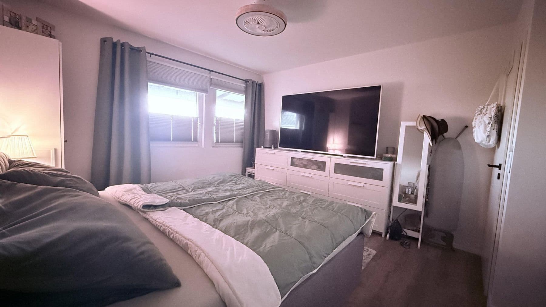 Prodej domu 130 m², pozemek 915 m², Schwerdtfegerstr. 18D, Salzgitter, Dolní Sasko Prodej domu 130 m², pozemek 915 m², Schwerdtfegerstr. 18D, Salzgitter, Dolní Sasko