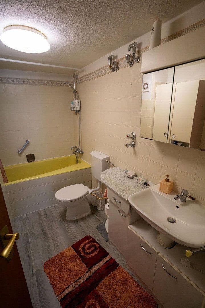 Pronájem bytu 2+1 70 m², Kradepohlsmühlenweg 1A, Bergisch Gladbach, Severní Porýní-Vestfálsko Pronájem bytu 2+1 70 m², Kradepohlsmühlenweg 1A, Bergisch Gladbach, Severní Porýní-Vestfálsko