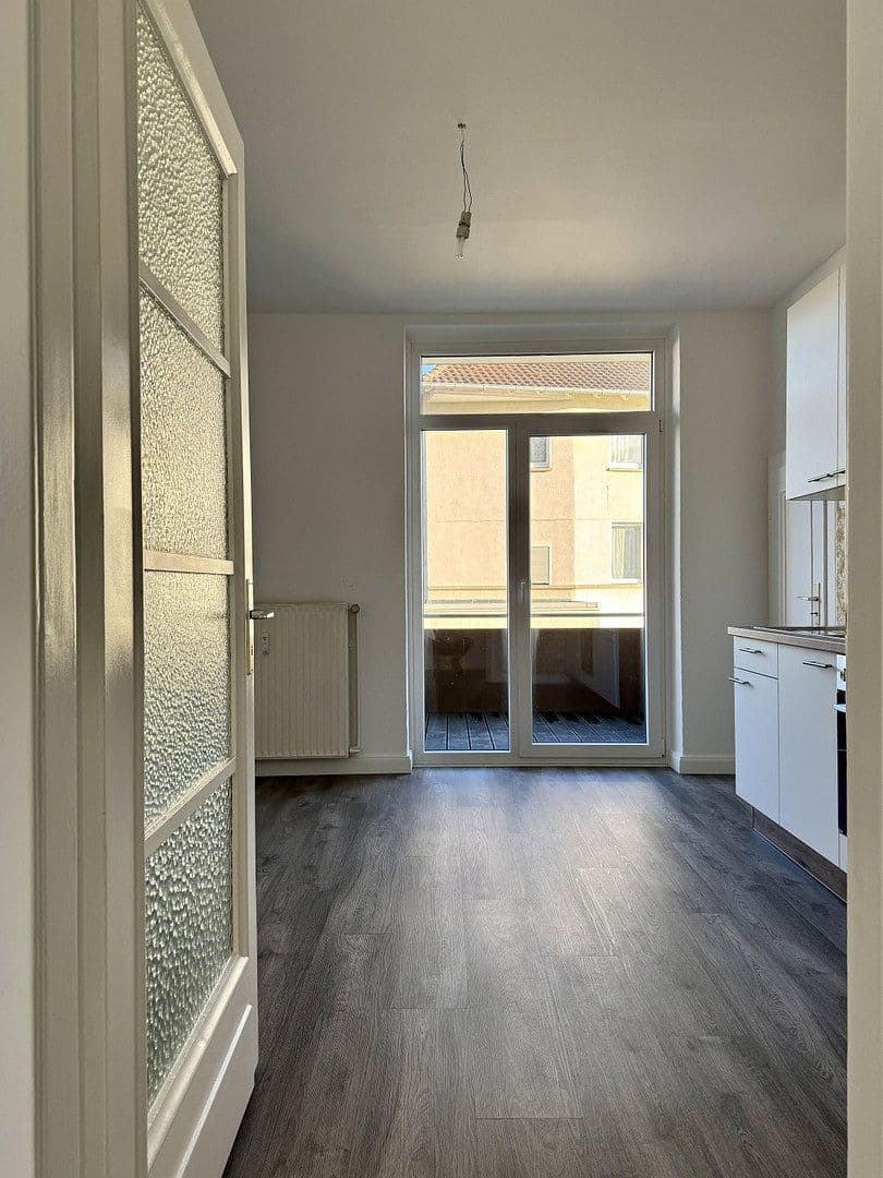 Pronájem bytu 3+1 87 m², Oesdorfer Straße 14, Bad Pyrmont, Dolní Sasko Pronájem bytu 3+1 87 m², Oesdorfer Straße 14, Bad Pyrmont, Dolní Sasko