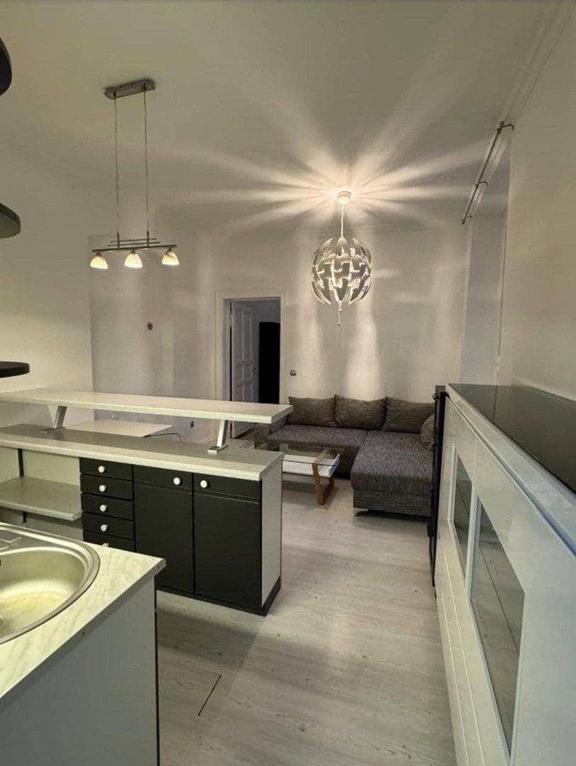 Pronájem bytu 1+kk 40 m², Wiesbaden, Hessen Pronájem bytu 1+kk 40 m², Wiesbaden, Hessen