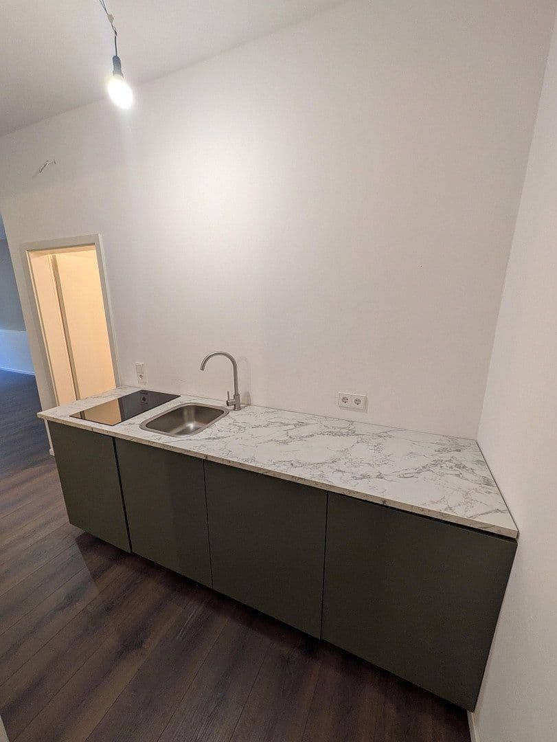 Pronájem kanceláře 60 m², Rotebühlstrasse 108, Stuttgart West, Bádensko-Württembersko Pronájem kanceláře 60 m², Rotebühlstrasse 108, Stuttgart West, Bádensko-Württembersko