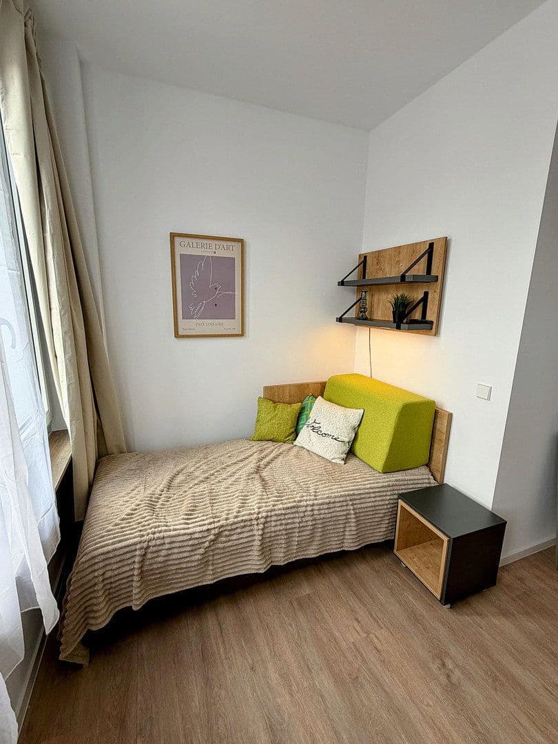 Pronájem bytu 1+1 32 m², Rotebühlstrasse 108, Stuttgart West, Bádensko-Württembersko Pronájem bytu 1+1 32 m², Rotebühlstrasse 108, Stuttgart West, Bádensko-Württembersko