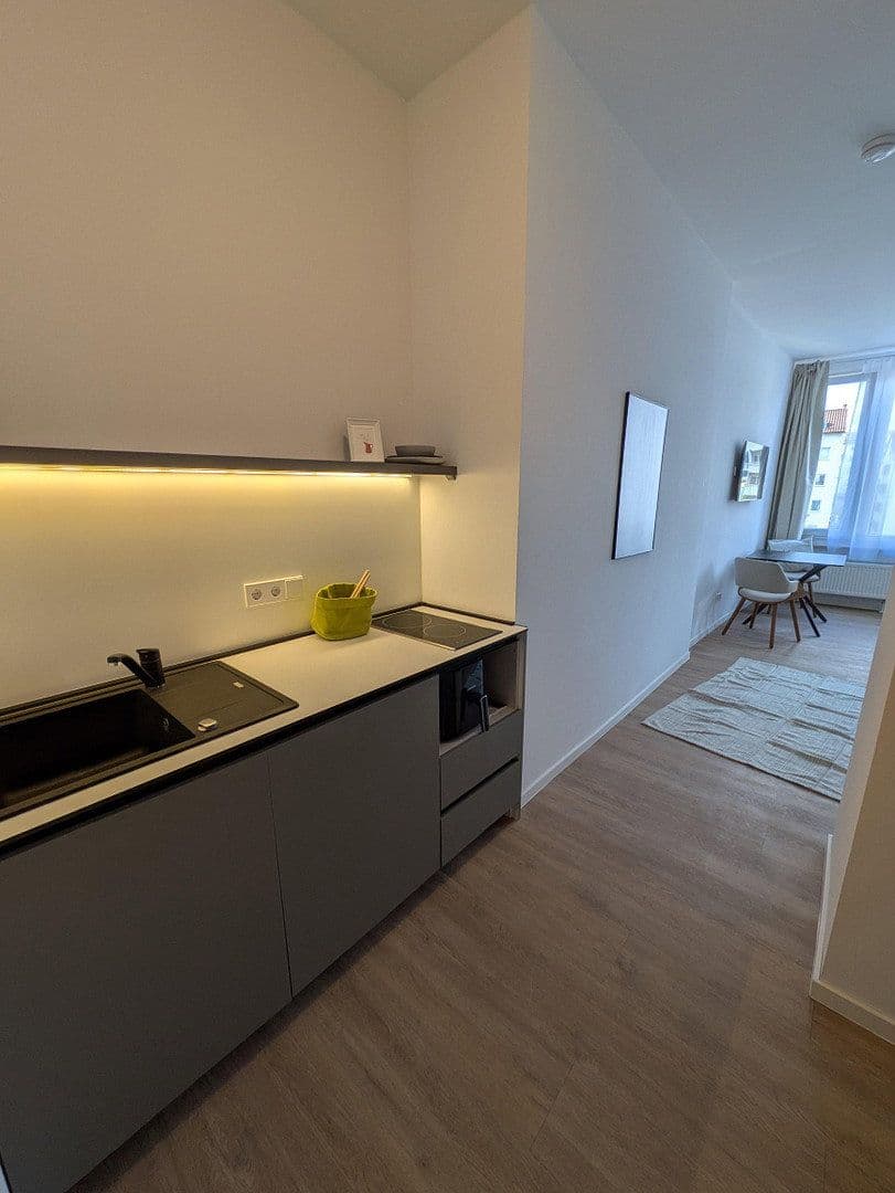 Pronájem bytu 1+1 32 m², Rotebühlstrasse 108, Stuttgart West, Bádensko-Württembersko Pronájem bytu 1+1 32 m², Rotebühlstrasse 108, Stuttgart West, Bádensko-Württembersko
