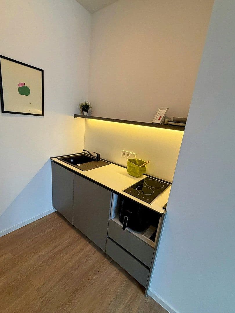 Pronájem bytu 1+1 32 m², Rotebühlstrasse 108, Stuttgart West, Bádensko-Württembersko Pronájem bytu 1+1 32 m², Rotebühlstrasse 108, Stuttgart West, Bádensko-Württembersko