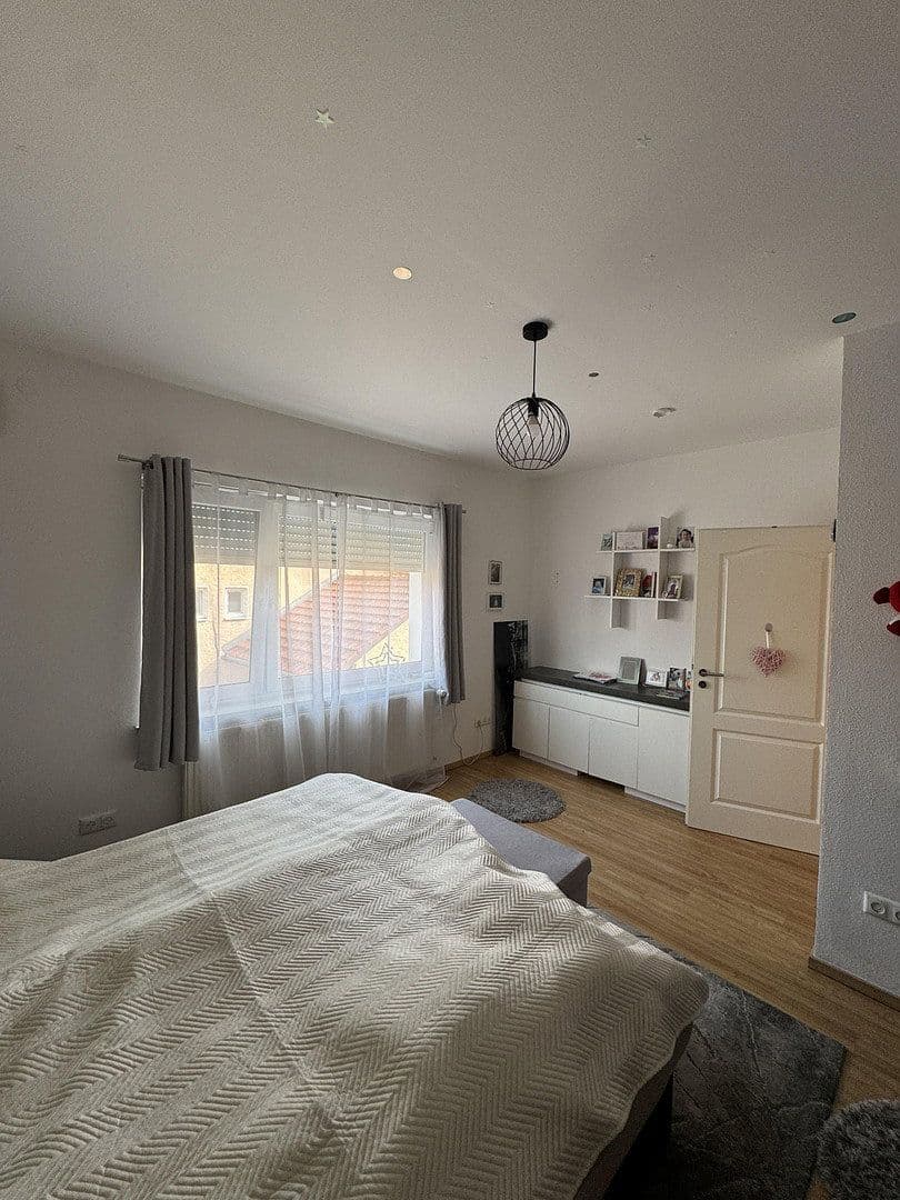 Pronájem bytu 3+1 125 m², Marktstraße 37a, Hutthurm, Bavorsko Pronájem bytu 3+1 125 m², Marktstraße 37a, Hutthurm, Bavorsko