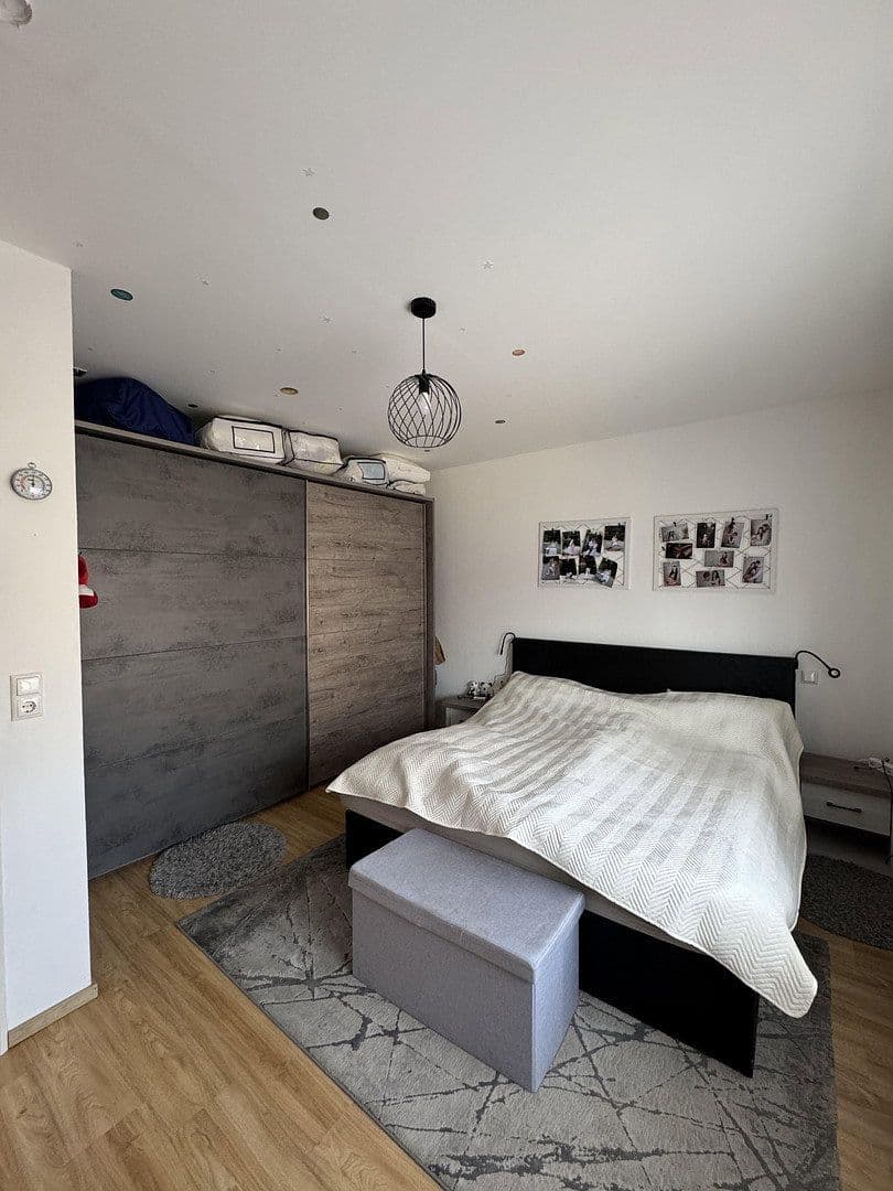 Pronájem bytu 3+1 125 m², Marktstraße 37a, Hutthurm, Bavorsko Pronájem bytu 3+1 125 m², Marktstraße 37a, Hutthurm, Bavorsko