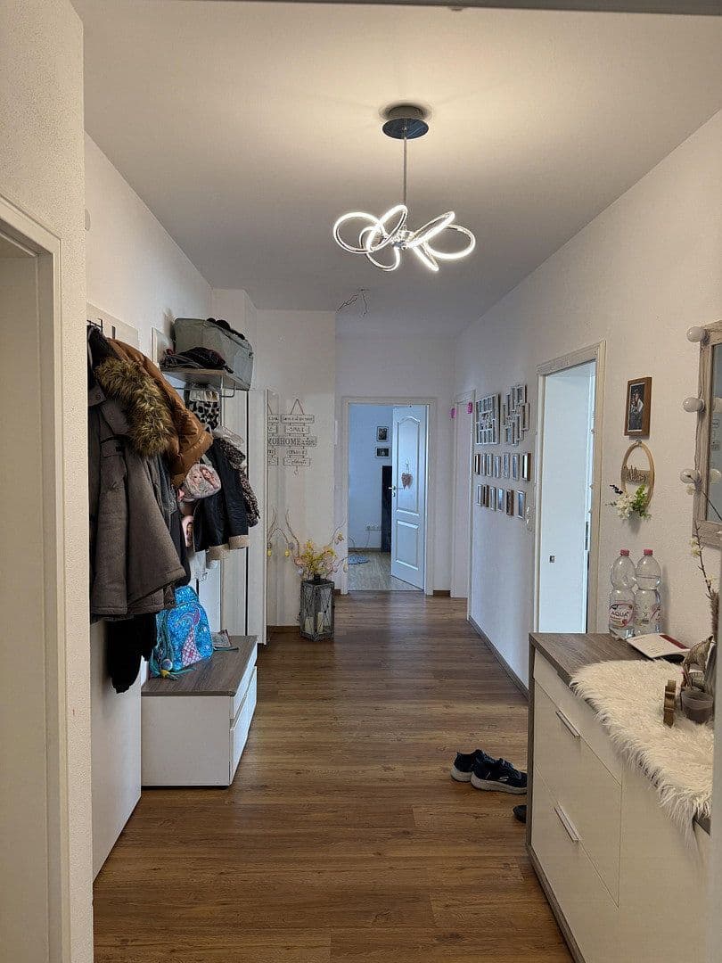 Pronájem bytu 3+1 125 m², Marktstraße 37a, Hutthurm, Bavorsko Pronájem bytu 3+1 125 m², Marktstraße 37a, Hutthurm, Bavorsko