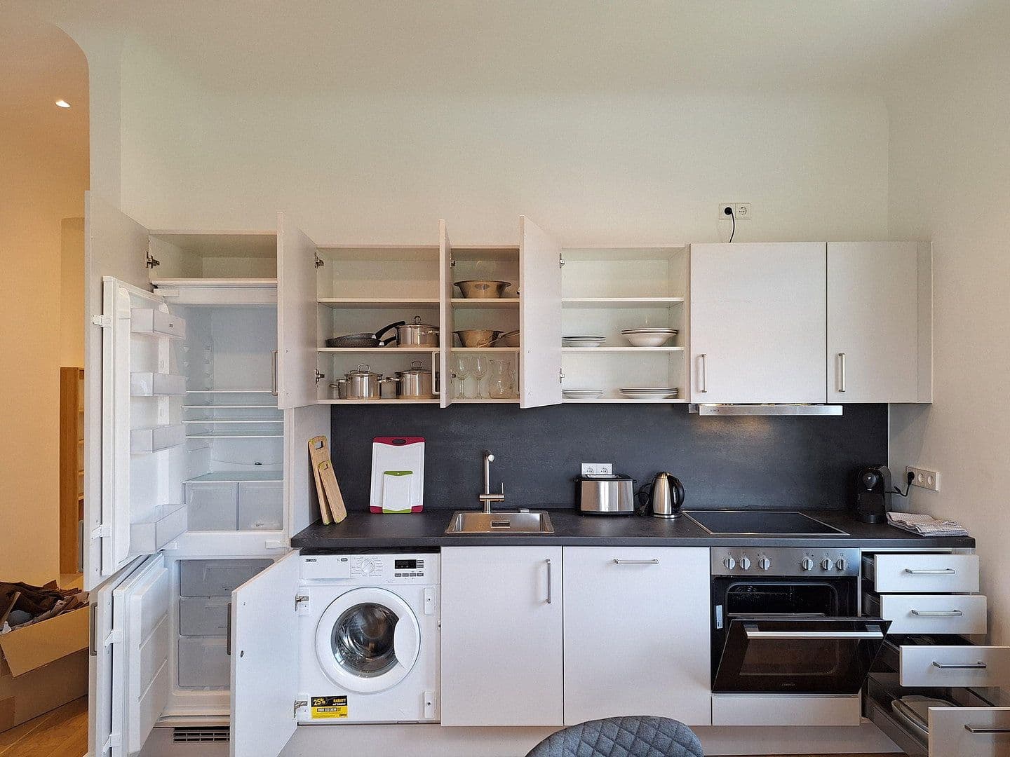 Pronájem bytu 2+1 55 m², Pascalstr. 4, Berlin, Berlín Pronájem bytu 2+1 55 m², Pascalstr. 4, Berlin, Berlín