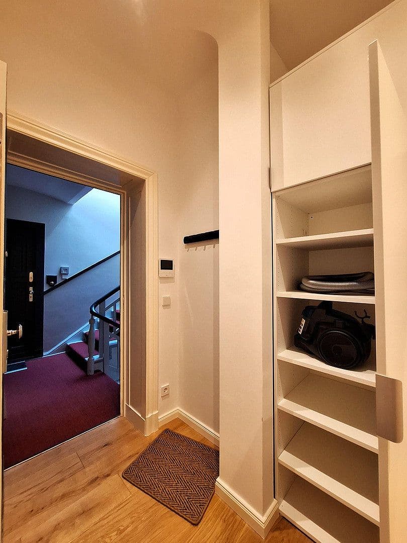 Pronájem bytu 2+1 55 m², Pascalstr. 4, Berlin, Berlín Pronájem bytu 2+1 55 m², Pascalstr. 4, Berlin, Berlín