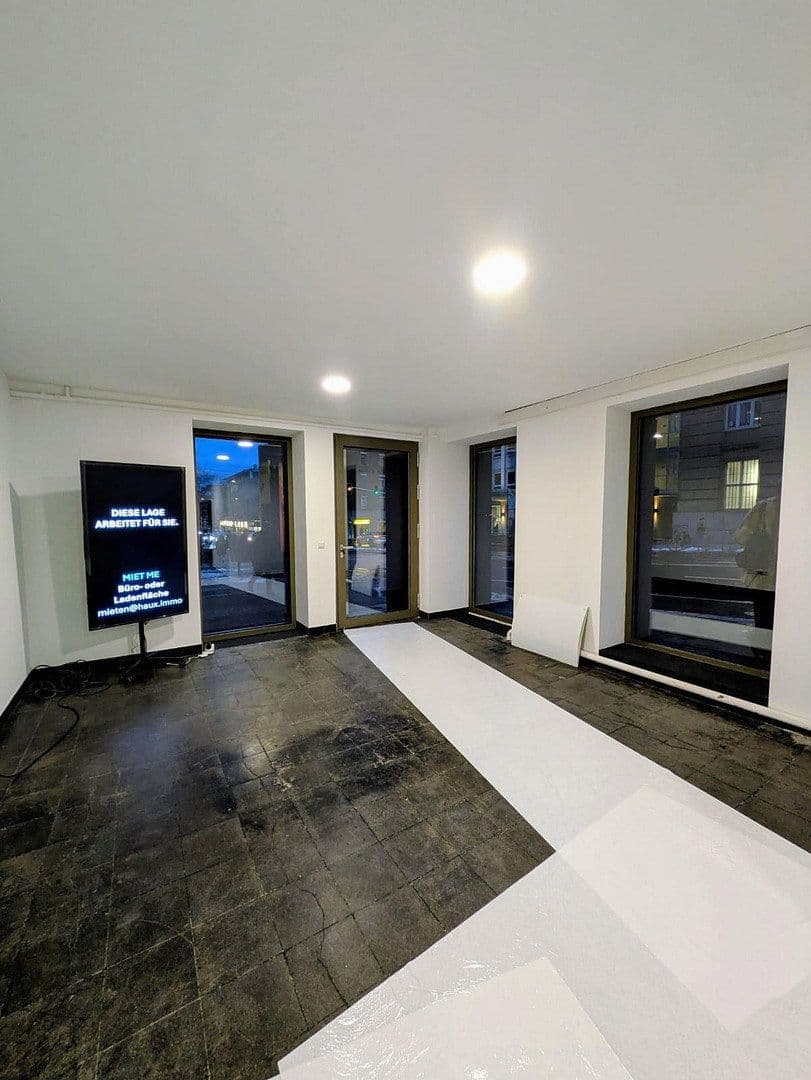 Pronájem kanceláře 210 m², Rotebühlstrasse 108, Stuttgart, Bádensko-Württembersko Pronájem kanceláře 210 m², Rotebühlstrasse 108, Stuttgart, Bádensko-Württembersko