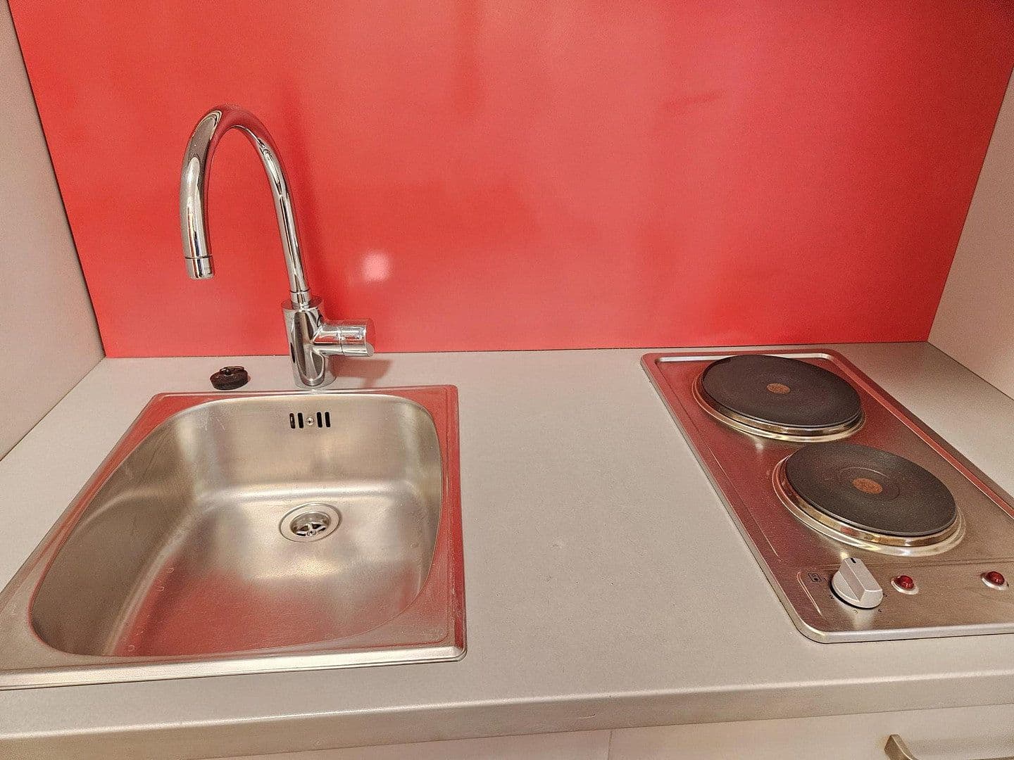 Pronájem bytu 1+1 26 m², Motorstraße 61, München, Bavorsko Pronájem bytu 1+1 26 m², Motorstraße 61, München, Bavorsko