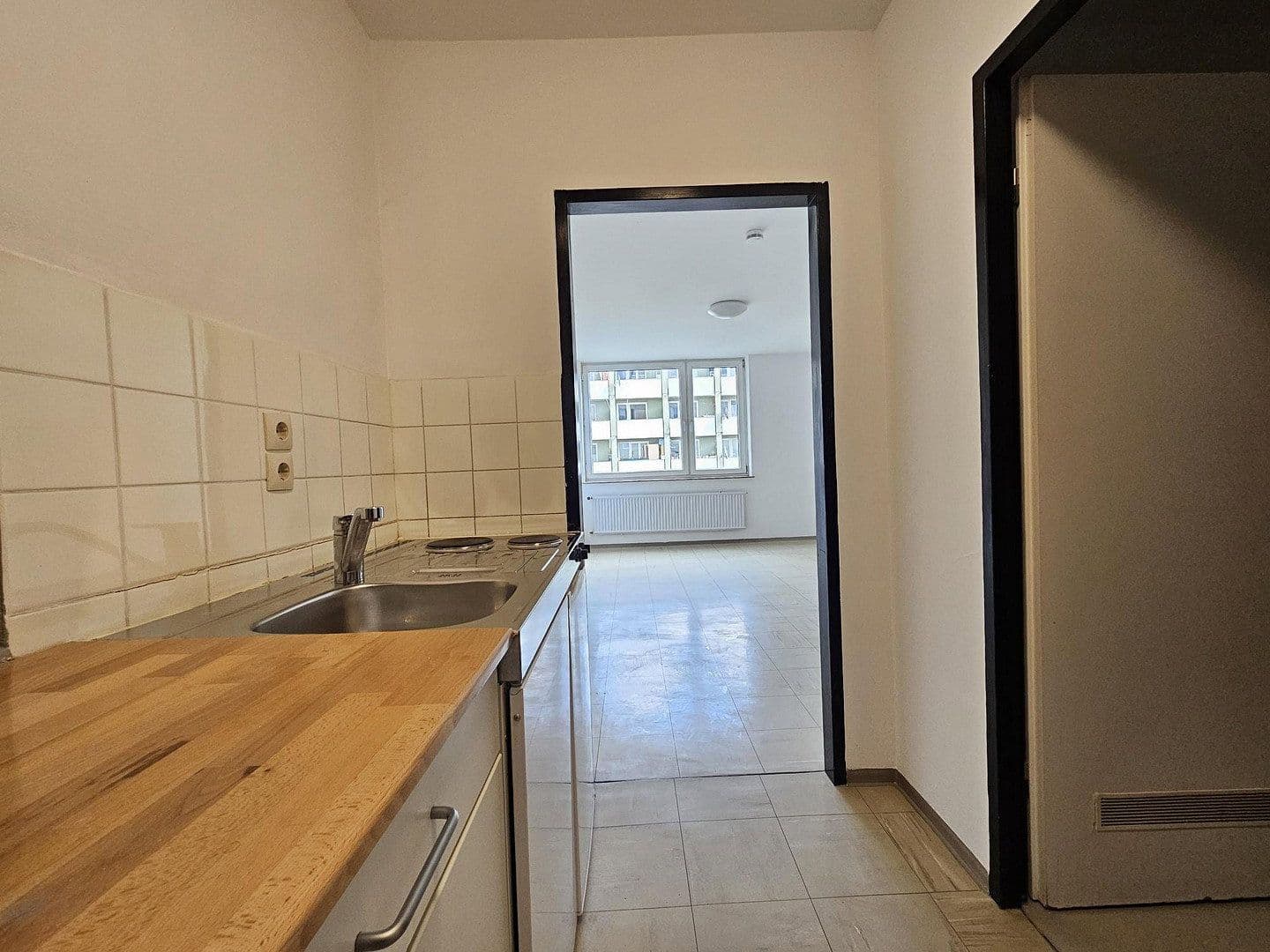 Pronájem bytu 1+1 26 m², Motorstraße 61, München, Bavorsko Pronájem bytu 1+1 26 m², Motorstraße 61, München, Bavorsko