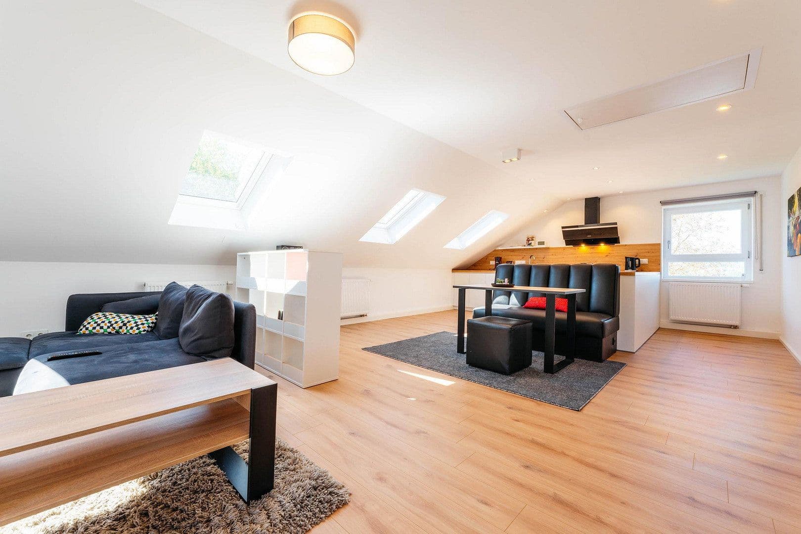 Pronájem bytu 2+1 54 m², Randersacker, Bavorsko Pronájem bytu 2+1 54 m², Randersacker, Bavorsko