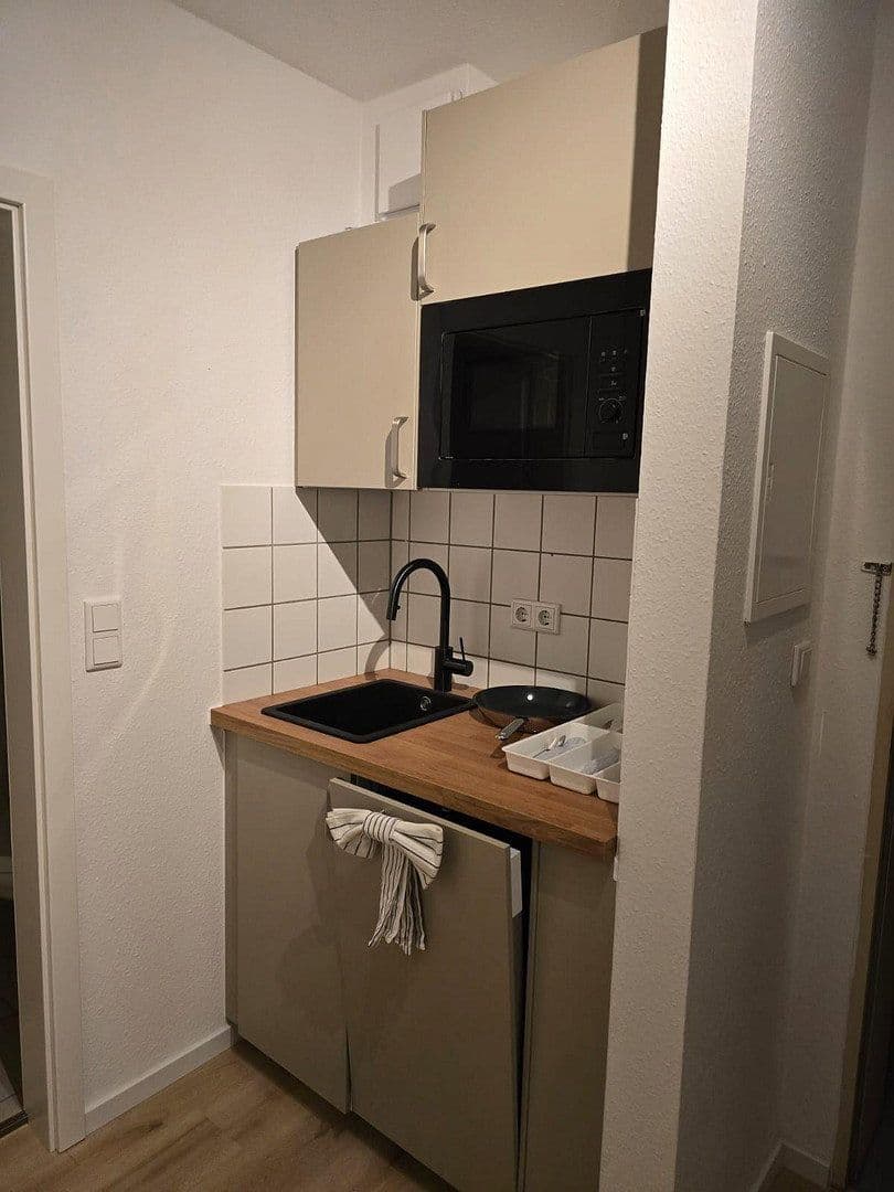 Pronájem bytu 1+1 35 m², Sonnenstraße 7, Fürth, Bavorsko Pronájem bytu 1+1 35 m², Sonnenstraße 7, Fürth, Bavorsko