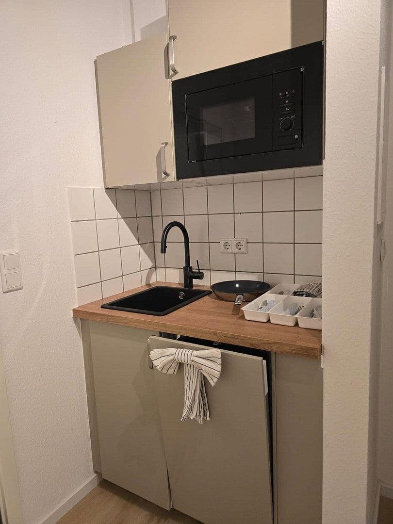 Pronájem bytu 1+1 35 m², Sonnenstraße 7, Fürth, Bavorsko Pronájem bytu 1+1 35 m², Sonnenstraße 7, Fürth, Bavorsko