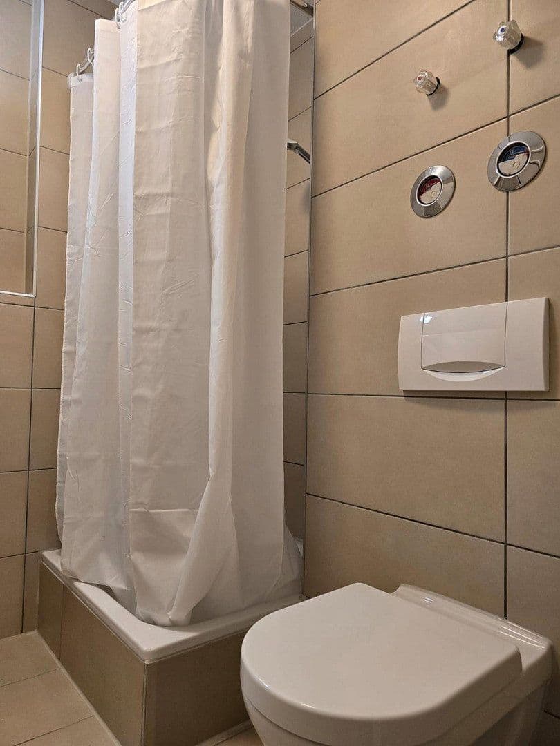 Pronájem bytu 1+1 35 m², Sonnenstraße 7, Fürth, Bavorsko Pronájem bytu 1+1 35 m², Sonnenstraße 7, Fürth, Bavorsko