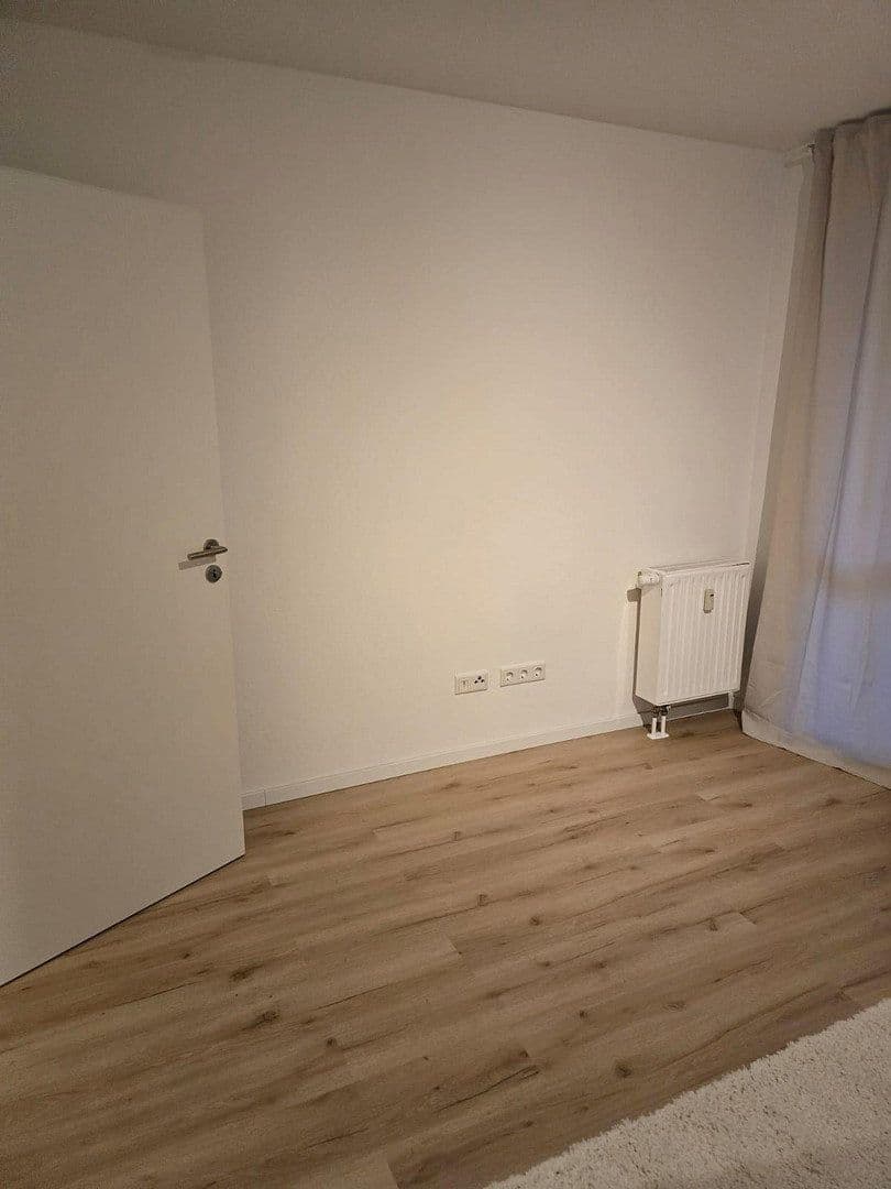 Pronájem bytu 1+1 35 m², Sonnenstraße 7, Fürth, Bavorsko Pronájem bytu 1+1 35 m², Sonnenstraße 7, Fürth, Bavorsko