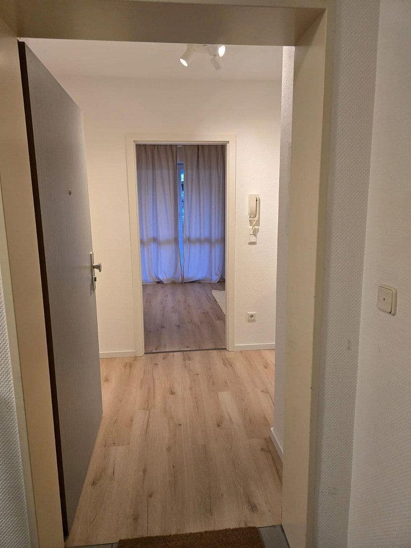 Pronájem bytu 1+1 35 m², Sonnenstraße 7, Fürth, Bavorsko Pronájem bytu 1+1 35 m², Sonnenstraße 7, Fürth, Bavorsko