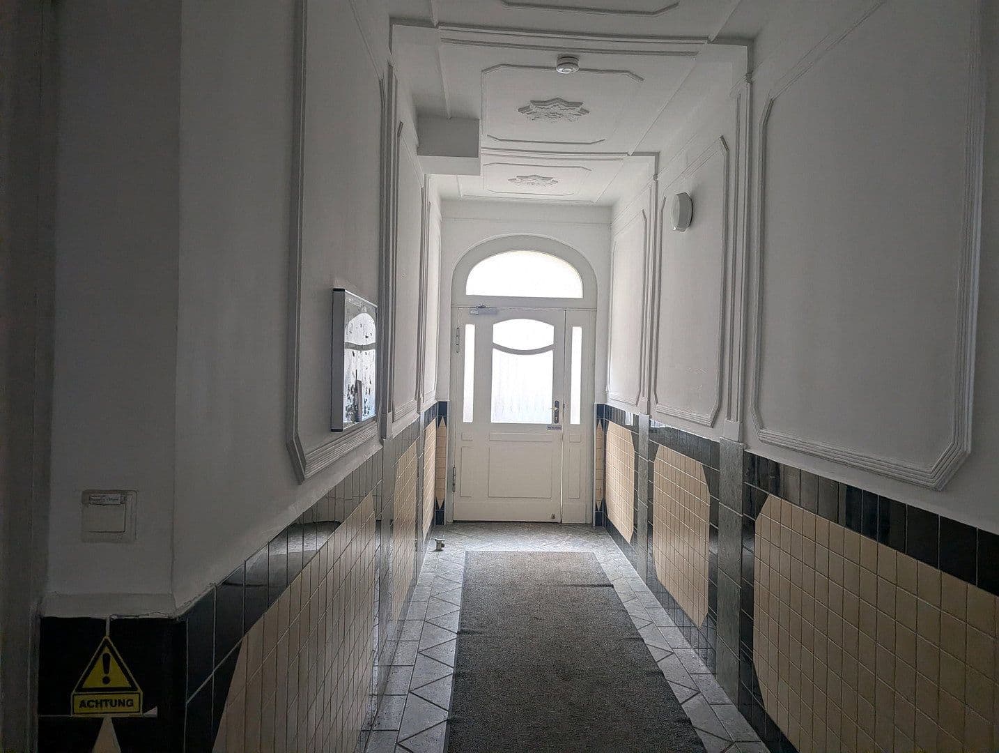 Prodej bytu 3+1 91 m², Berlin, Berlín Prodej bytu 3+1 91 m², Berlin, Berlín