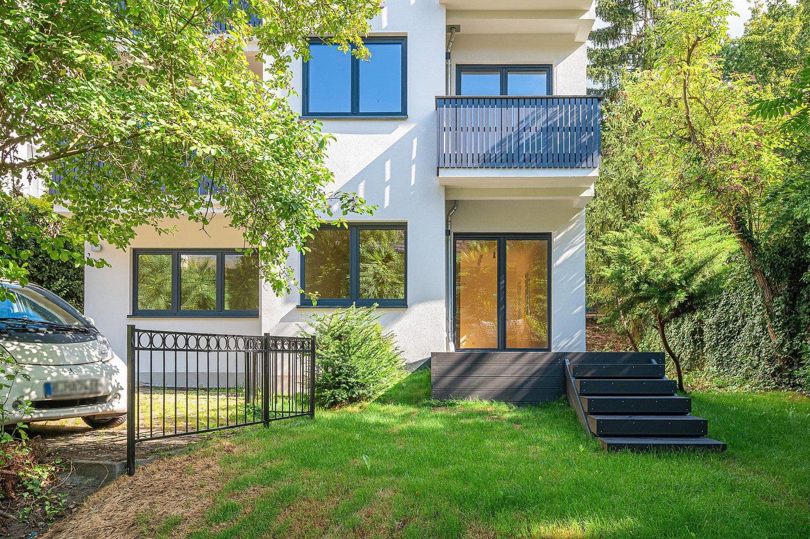 Prodej bytu 2+1 62 m², Leydenallee 37, Berlin, Berlín Prodej bytu 2+1 62 m², Leydenallee 37, Berlin, Berlín