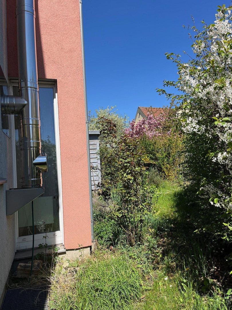 Prodej domu 140 m², pozemek 194 m², Regensburg, Bavorsko Prodej domu 140 m², pozemek 194 m², Regensburg, Bavorsko