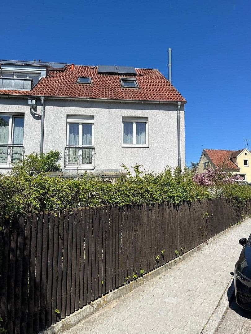 Prodej domu 140 m², pozemek 194 m², Regensburg, Bavorsko Prodej domu 140 m², pozemek 194 m², Regensburg, Bavorsko