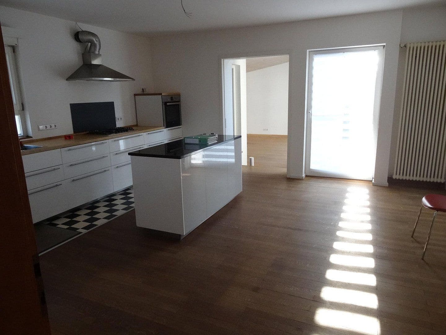 Prodej domu 174 m², pozemek 840 m², ob den Reben 17, Radolfzell am Bodensee, Bádensko-Württembersko Prodej domu 174 m², pozemek 840 m², ob den Reben 17, Radolfzell am Bodensee, Bádensko-Württembersko