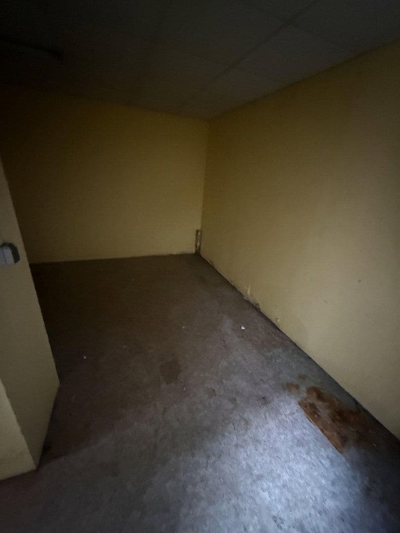 Pronájem kanceláře 125 m², Berliner Allee 128, Berlin, Berlín Pronájem kanceláře 125 m², Berliner Allee 128, Berlin, Berlín