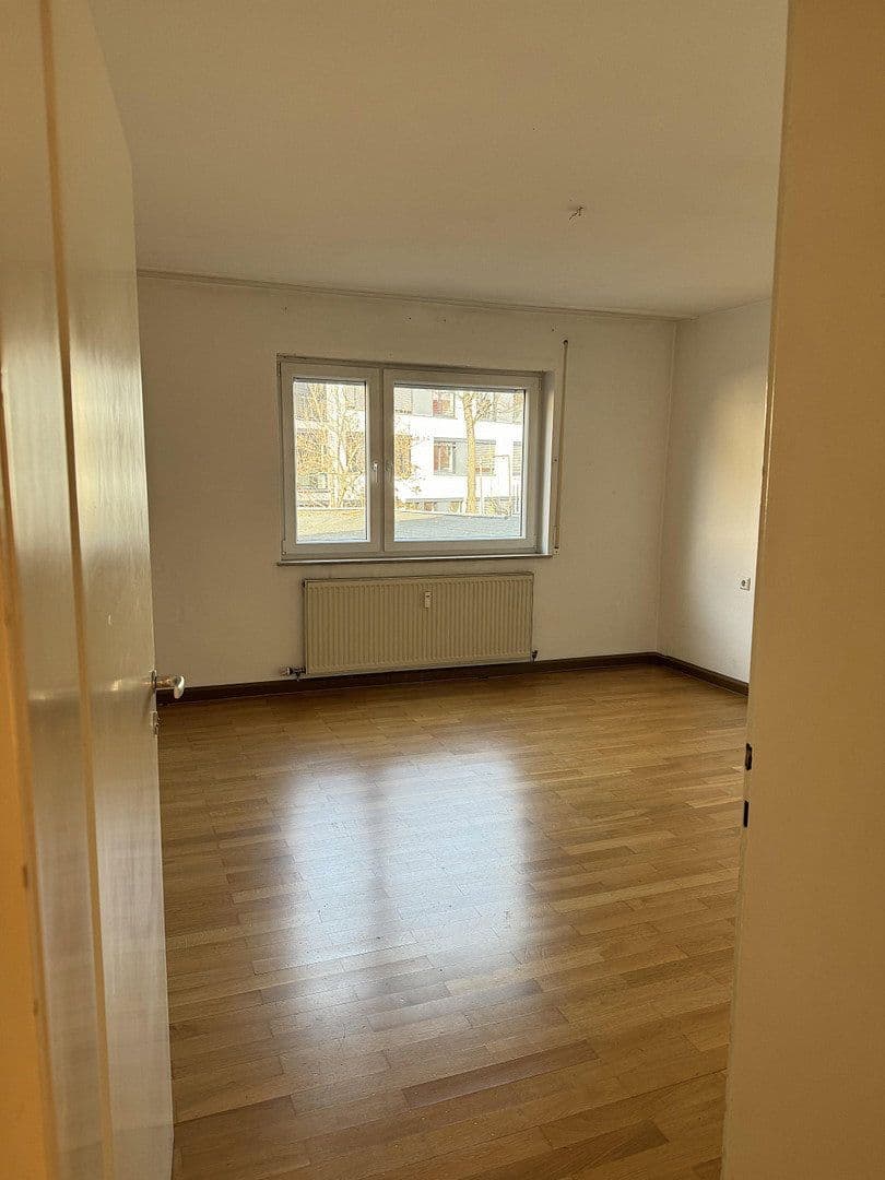 Pronájem bytu 3+1 78 m², Hohenheimer Straße 72, Stuttgart, Bádensko-Württembersko Pronájem bytu 3+1 78 m², Hohenheimer Straße 72, Stuttgart, Bádensko-Württembersko