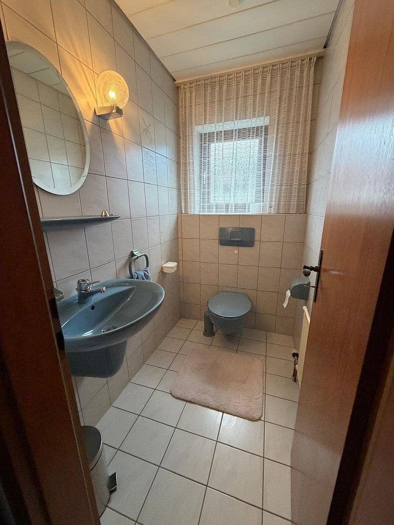 Pronájem domu 240 m², pozemek 468 m², Peter-Parlerstraße 6, Sindelfingen, Bádensko-Württembersko Pronájem domu 240 m², pozemek 468 m², Peter-Parlerstraße 6, Sindelfingen, Bádensko-Württembersko