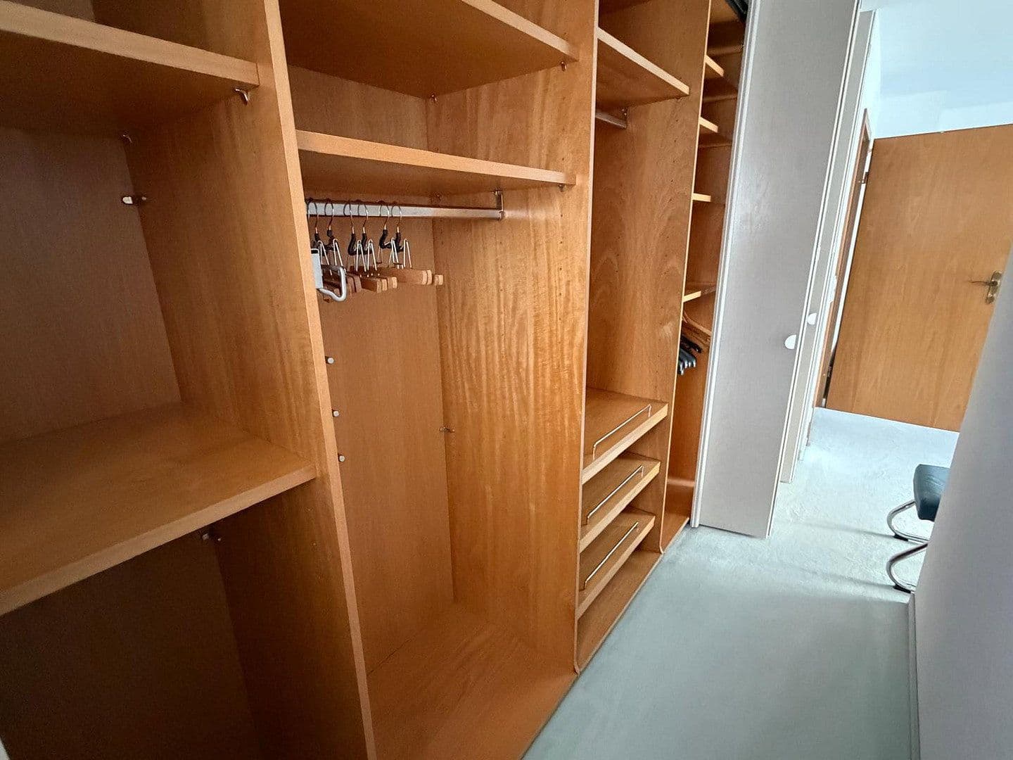 Pronájem domu 240 m², pozemek 468 m², Peter-Parlerstraße 6, Sindelfingen, Bádensko-Württembersko Pronájem domu 240 m², pozemek 468 m², Peter-Parlerstraße 6, Sindelfingen, Bádensko-Württembersko