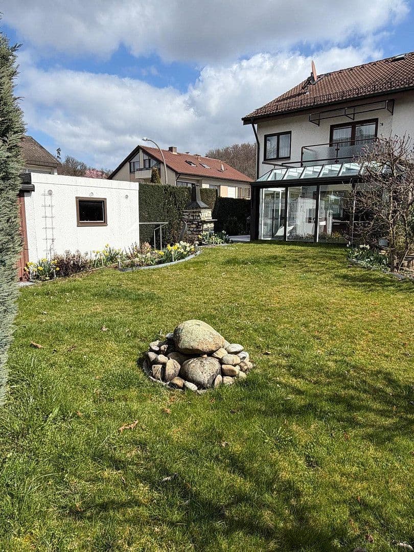 Pronájem domu 240 m², pozemek 468 m², Peter-Parlerstraße 6, Sindelfingen, Bádensko-Württembersko Pronájem domu 240 m², pozemek 468 m², Peter-Parlerstraße 6, Sindelfingen, Bádensko-Württembersko