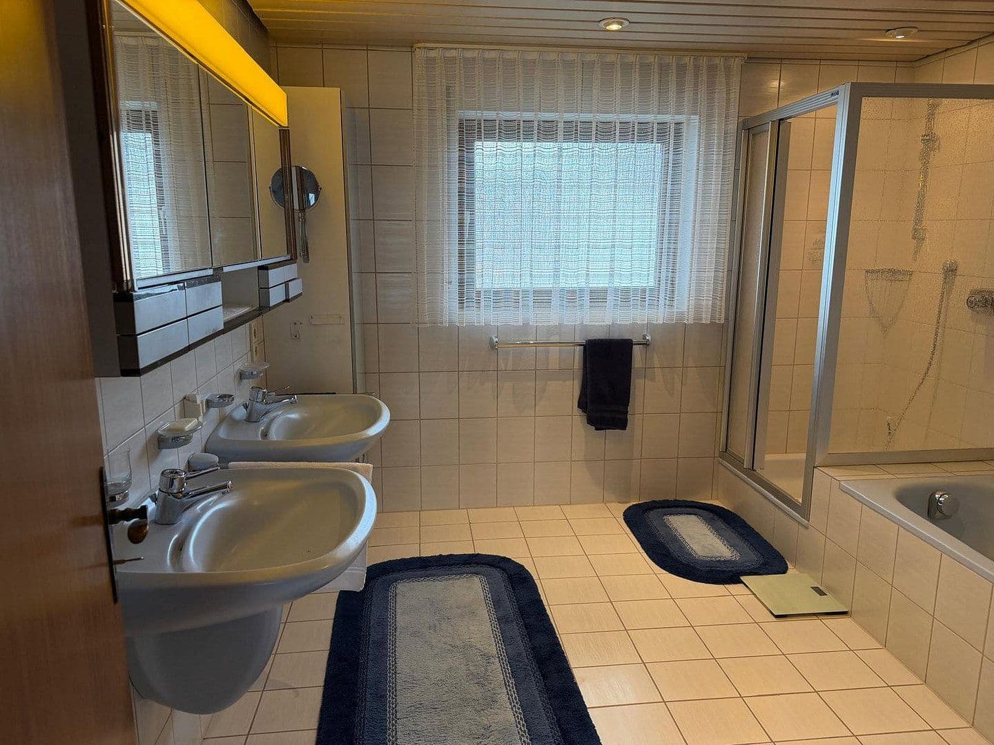 Pronájem domu 240 m², pozemek 468 m², Peter-Parlerstraße 6, Sindelfingen, Bádensko-Württembersko Pronájem domu 240 m², pozemek 468 m², Peter-Parlerstraße 6, Sindelfingen, Bádensko-Württembersko