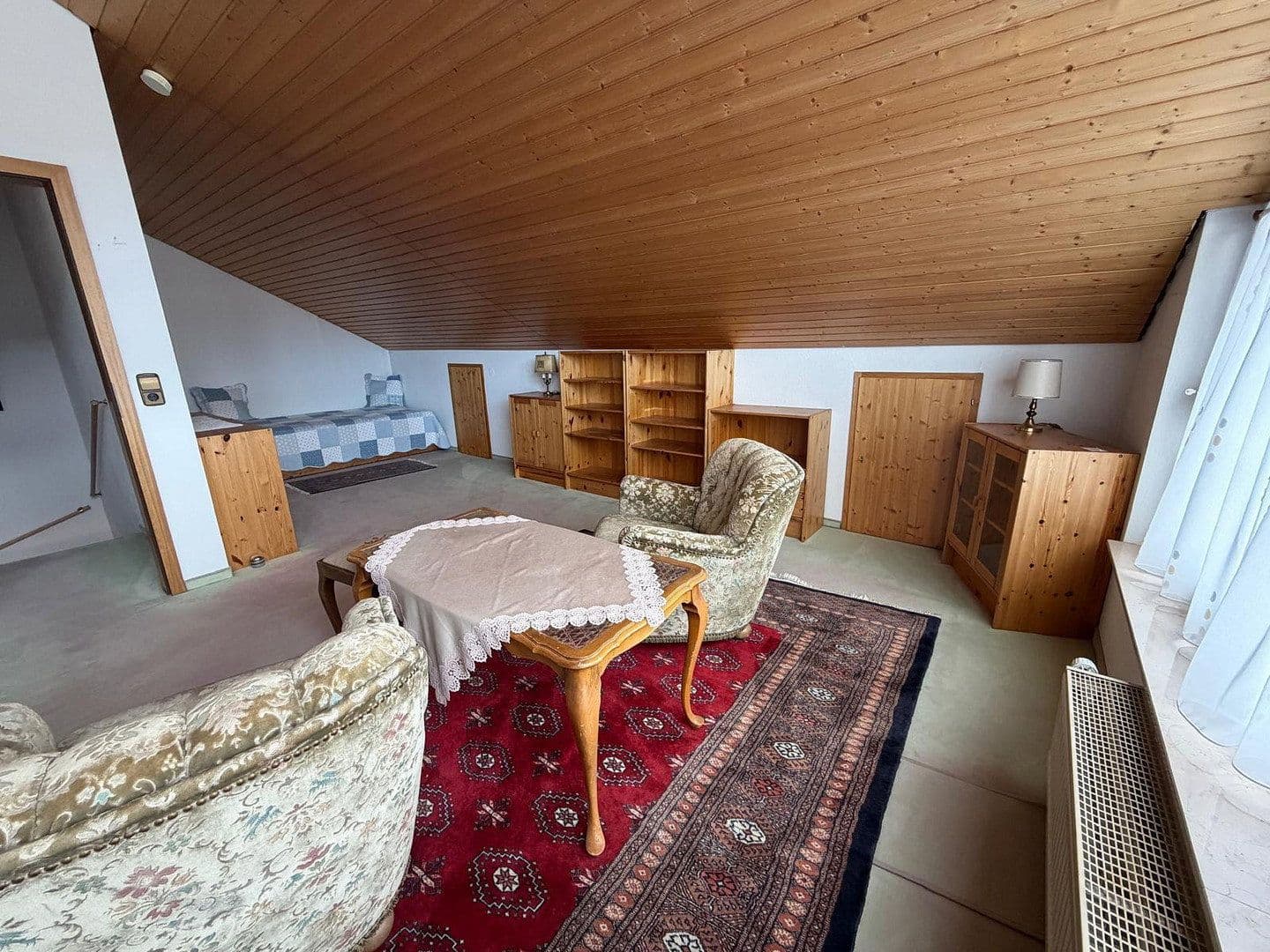 Pronájem domu 240 m², pozemek 468 m², Peter-Parlerstraße 6, Sindelfingen, Bádensko-Württembersko Pronájem domu 240 m², pozemek 468 m², Peter-Parlerstraße 6, Sindelfingen, Bádensko-Württembersko