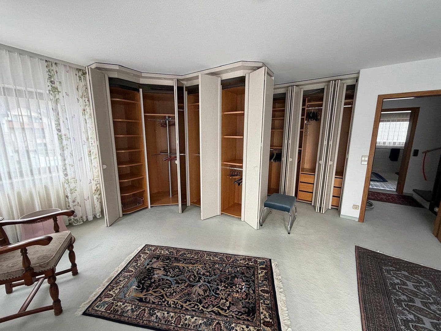 Pronájem domu 240 m², pozemek 468 m², Peter-Parlerstraße 6, Sindelfingen, Bádensko-Württembersko Pronájem domu 240 m², pozemek 468 m², Peter-Parlerstraße 6, Sindelfingen, Bádensko-Württembersko