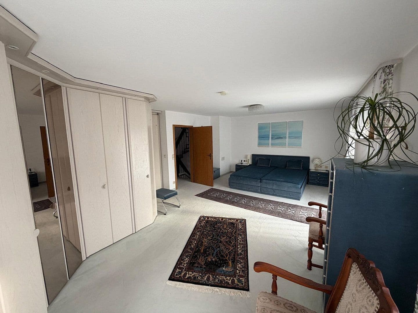 Pronájem domu 240 m², pozemek 468 m², Peter-Parlerstraße 6, Sindelfingen, Bádensko-Württembersko Pronájem domu 240 m², pozemek 468 m², Peter-Parlerstraße 6, Sindelfingen, Bádensko-Württembersko