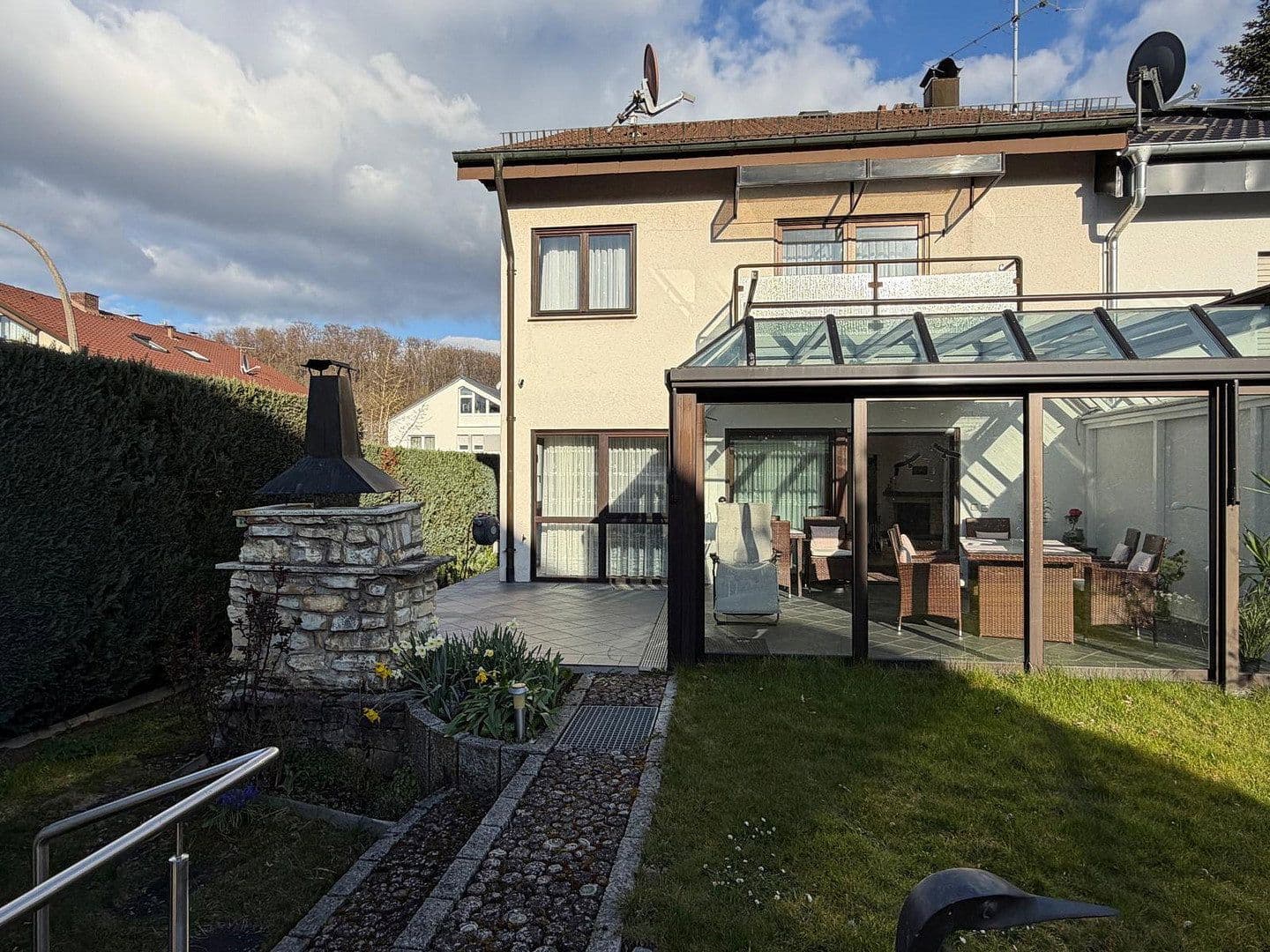 Pronájem domu 240 m², pozemek 468 m², Peter-Parlerstraße 6, Sindelfingen, Bádensko-Württembersko Pronájem domu 240 m², pozemek 468 m², Peter-Parlerstraße 6, Sindelfingen, Bádensko-Württembersko