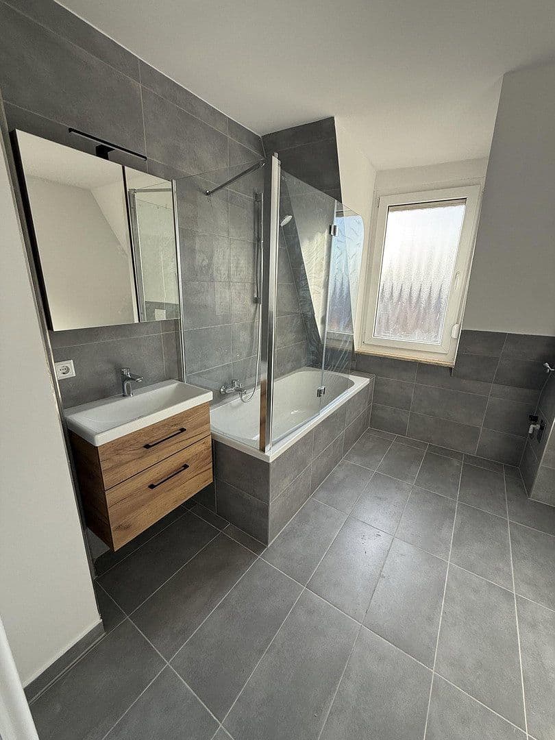 Pronájem bytu 3+1 65 m², Höfener Str. 22, Fürth, Bavorsko Pronájem bytu 3+1 65 m², Höfener Str. 22, Fürth, Bavorsko