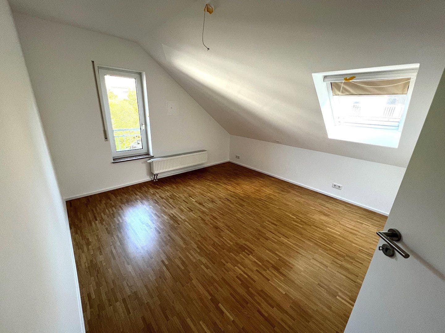 Pronájem bytu 3+1 88 m², Kronthaler Weg 11, Kronberg im Taunus, Hessen Pronájem bytu 3+1 88 m², Kronthaler Weg 11, Kronberg im Taunus, Hessen