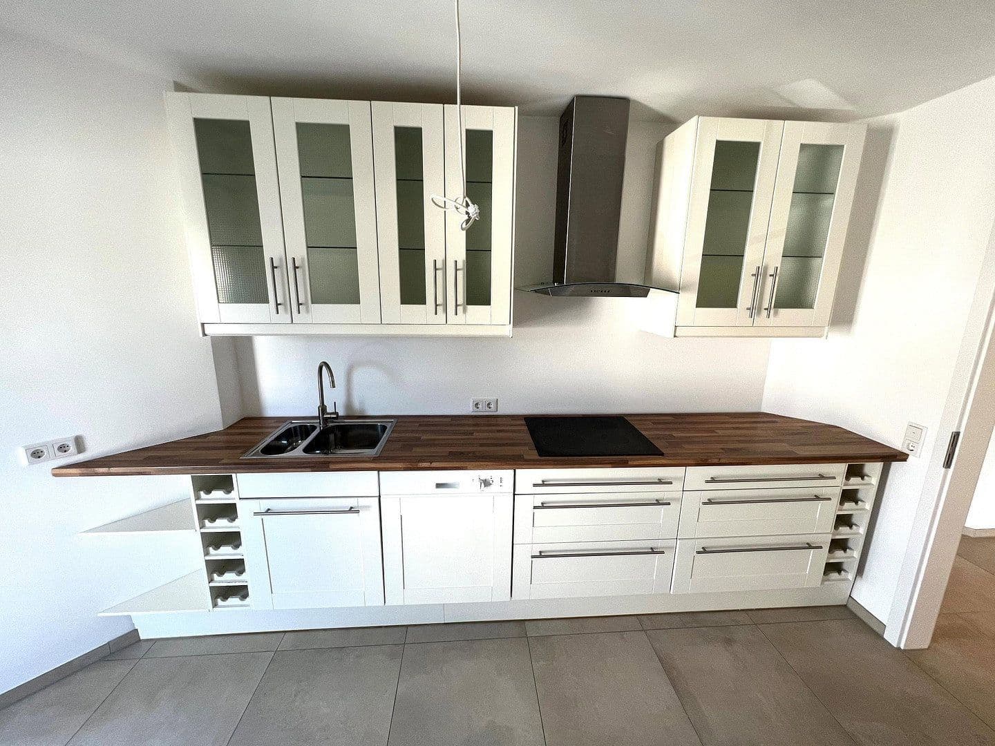 Pronájem bytu 3+1 88 m², Kronthaler Weg 11, Kronberg im Taunus, Hessen Pronájem bytu 3+1 88 m², Kronthaler Weg 11, Kronberg im Taunus, Hessen