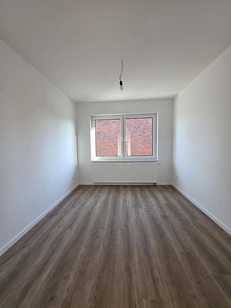 Pronájem bytu 4+1 115 m², Cloppenburg, Dolní Sasko Pronájem bytu 4+1 115 m², Cloppenburg, Dolní Sasko