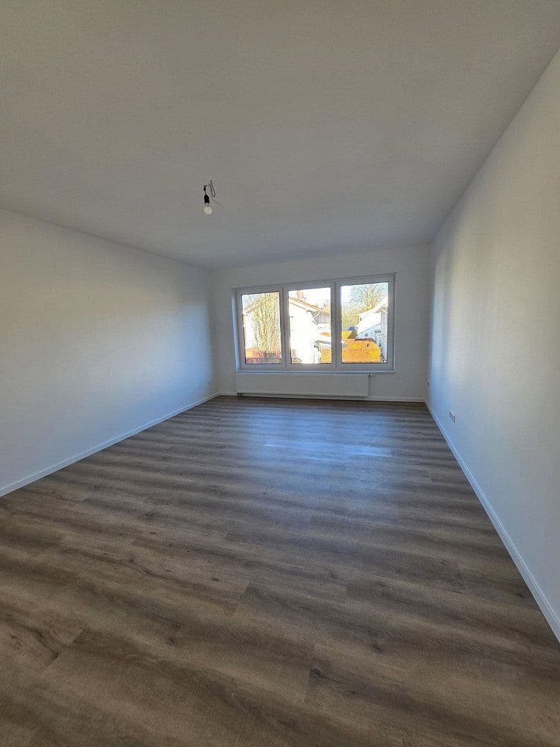 Pronájem bytu 4+1 115 m², Cloppenburg, Dolní Sasko Pronájem bytu 4+1 115 m², Cloppenburg, Dolní Sasko