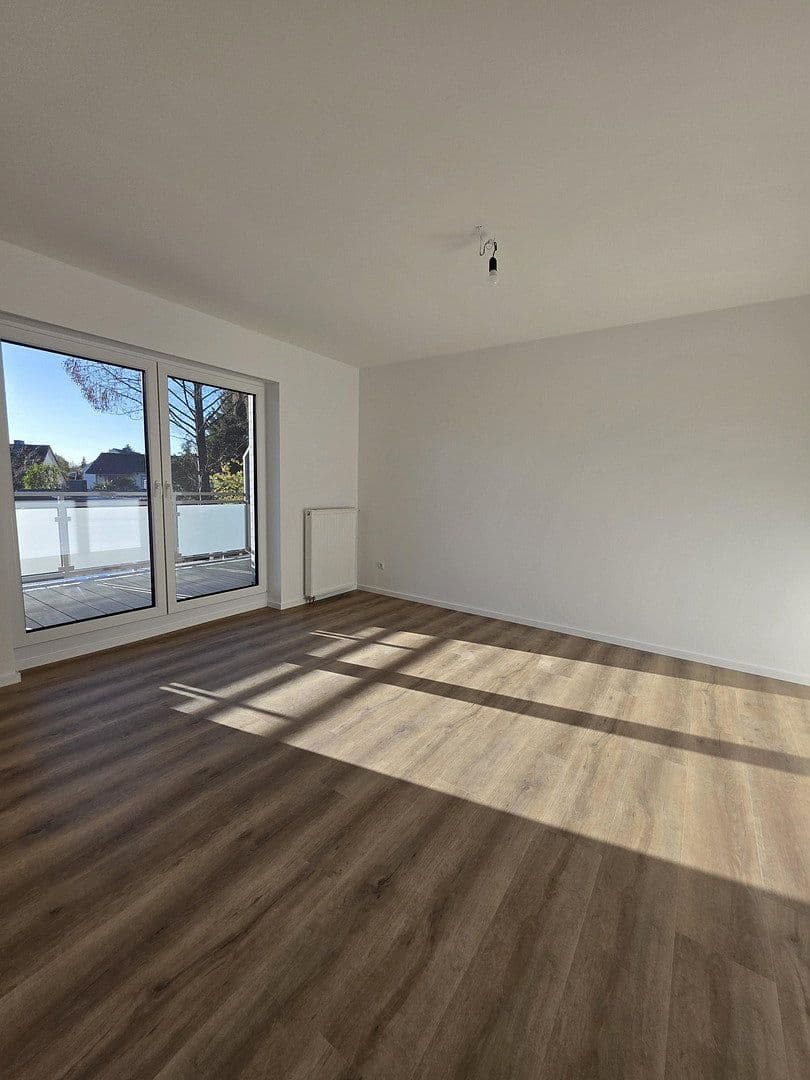 Pronájem bytu 4+1 115 m², Cloppenburg, Dolní Sasko Pronájem bytu 4+1 115 m², Cloppenburg, Dolní Sasko