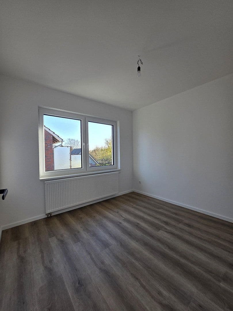 Pronájem bytu 4+1 115 m², Cloppenburg, Dolní Sasko Pronájem bytu 4+1 115 m², Cloppenburg, Dolní Sasko