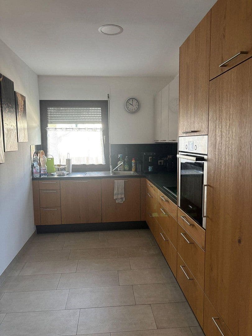 Prodej domu 298 m², pozemek 1.108 m², Windorf, Bavorsko Prodej domu 298 m², pozemek 1.108 m², Windorf, Bavorsko